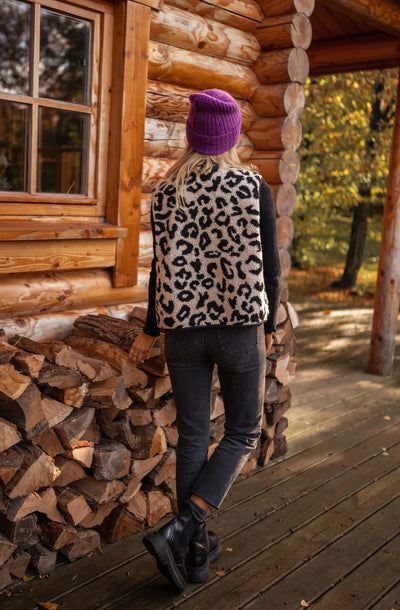 Leo | Gilet in maglia artigianale leopardato